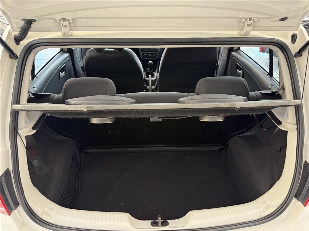 Volkswagen Fox - 1.6 MSI COMFORTLINE 8V FLEX 4P MANUAL