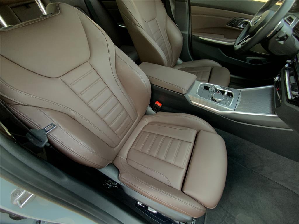 BMW-320i-2.0 16V TURBO FLEX M SPORT AUTOMÁTICO