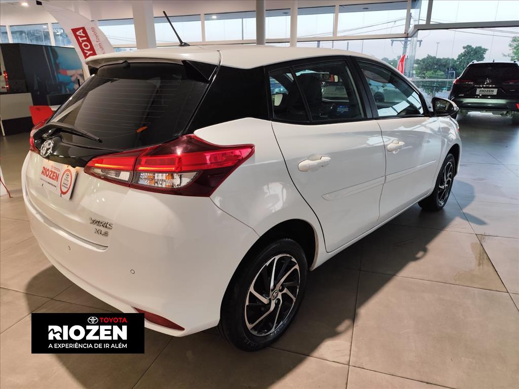 Toyota YARIS 2023