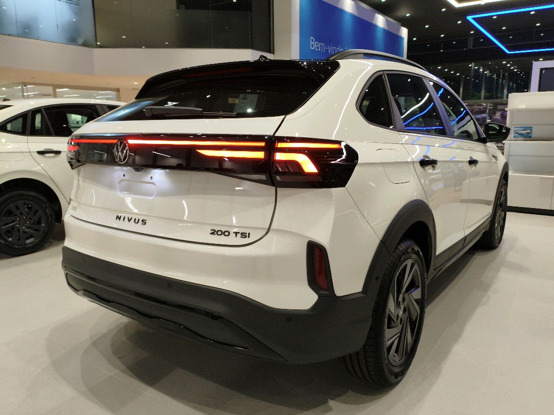 NIVUS 1.0 200 TSI TOTAL FLEX HIGHLINE AUTOMÁTICO4