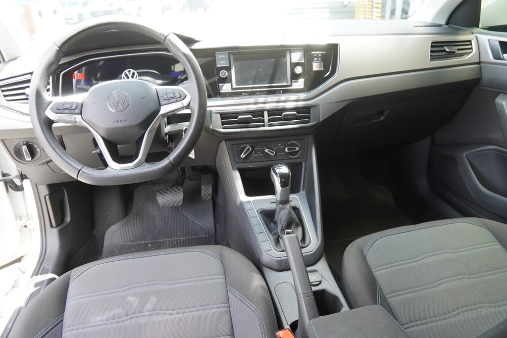 NIVUS 1.0 200 TSI TOTAL FLEX COMFORTLINE AUTOMÁTICO5