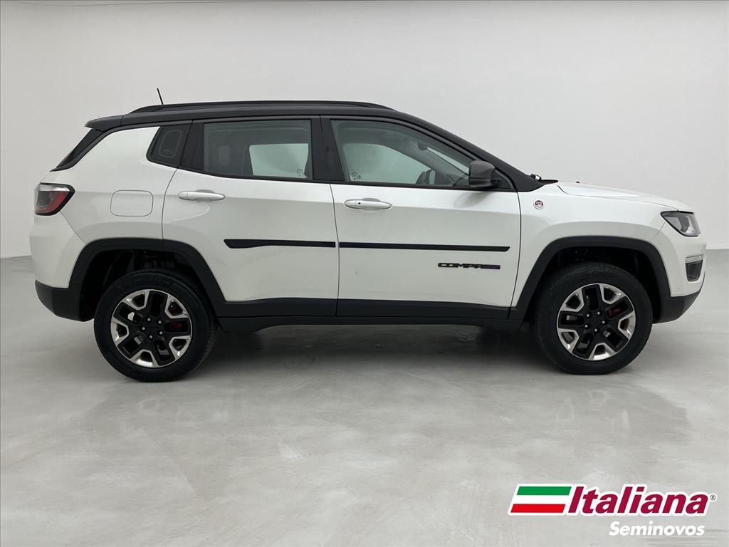 COMPASS 2.0 16V DIESEL TRAILHAWK 4X4 AUTOMÁTICO5