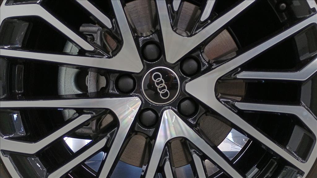 A3 2.0 40 TFSI GASOLINA SEDAN PERFORMANCE BLACK S-TRONIC3