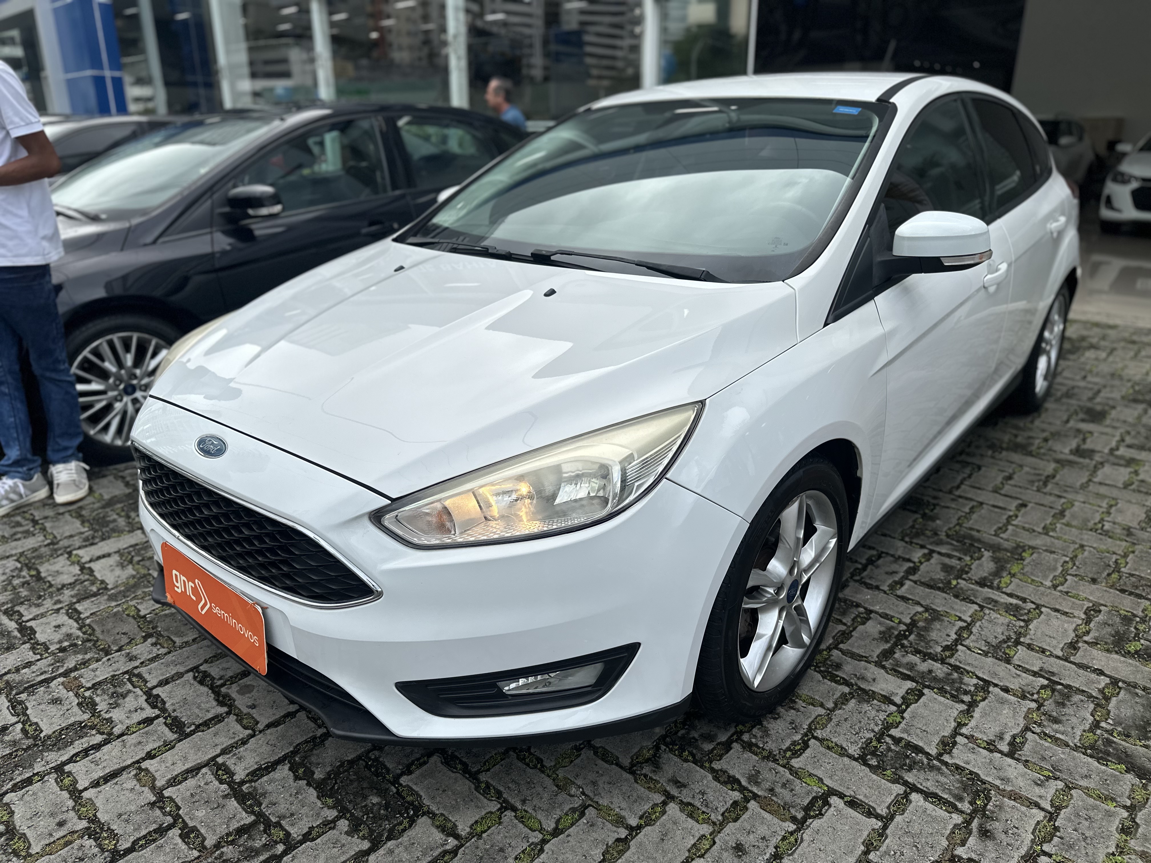 FORD FOCUS 1.6 SE PLUS 16V FLEX 4P MANUAL