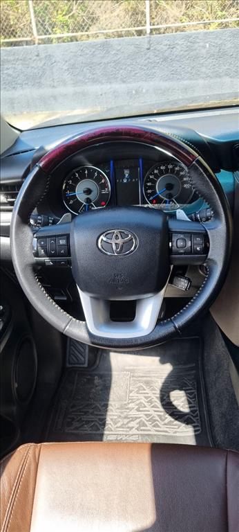 HILUX SW4 2.7 SRV 7 LUGARES 4X2 16V FLEX 4P AUTOMÁTICO7