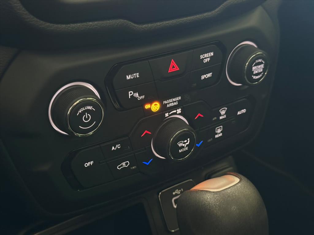 RENEGADE 1.8 16V FLEX LIMITED 4P AUTOMÁTICO11
