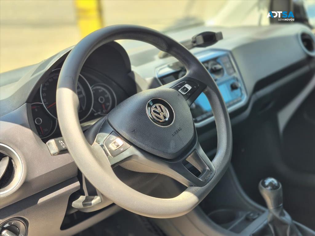 VOLKSWAGEN UP 1.0 170 TSI TOTAL FLEX XTREME 4P MANUAL