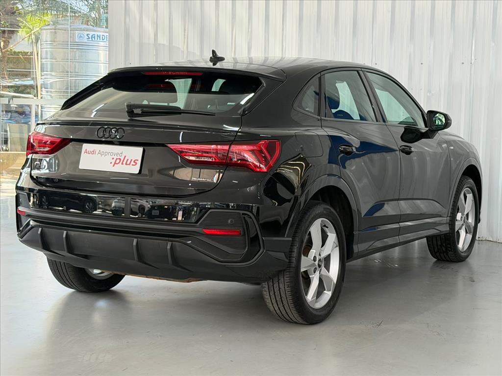 Q3 2.0 40 TFSI GASOLINA SPORTBACK PERFORMANCE QUATTRO TIPTRONIC5