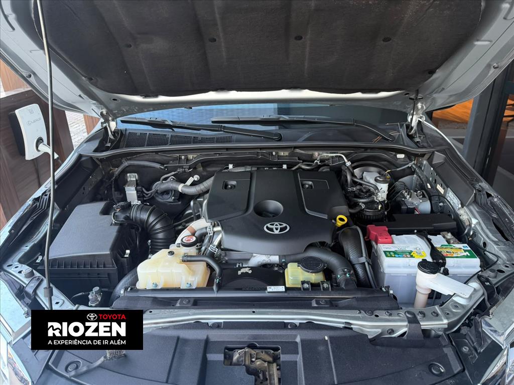 HILUX SW4 2.8 SRX 4X4 7 LUGARES 16V TURBO INTERCOOLER DIESEL 4P AUTOMÁTICO9