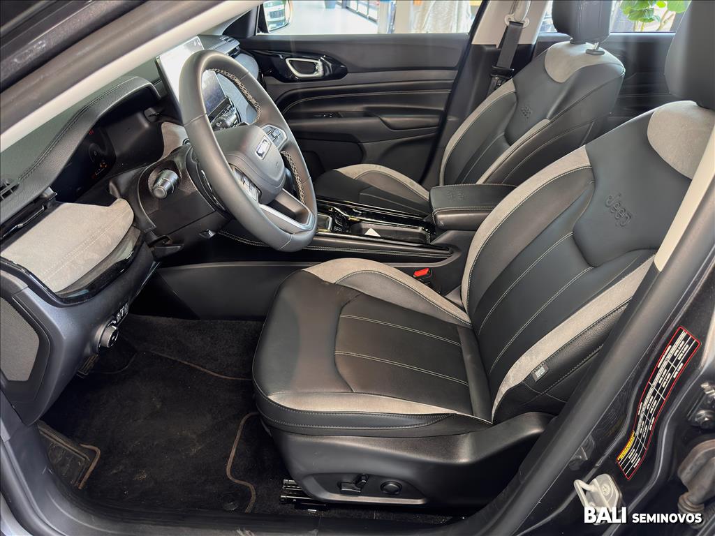 COMMANDER 1.3 T270 TURBO FLEX LIMITED AT69