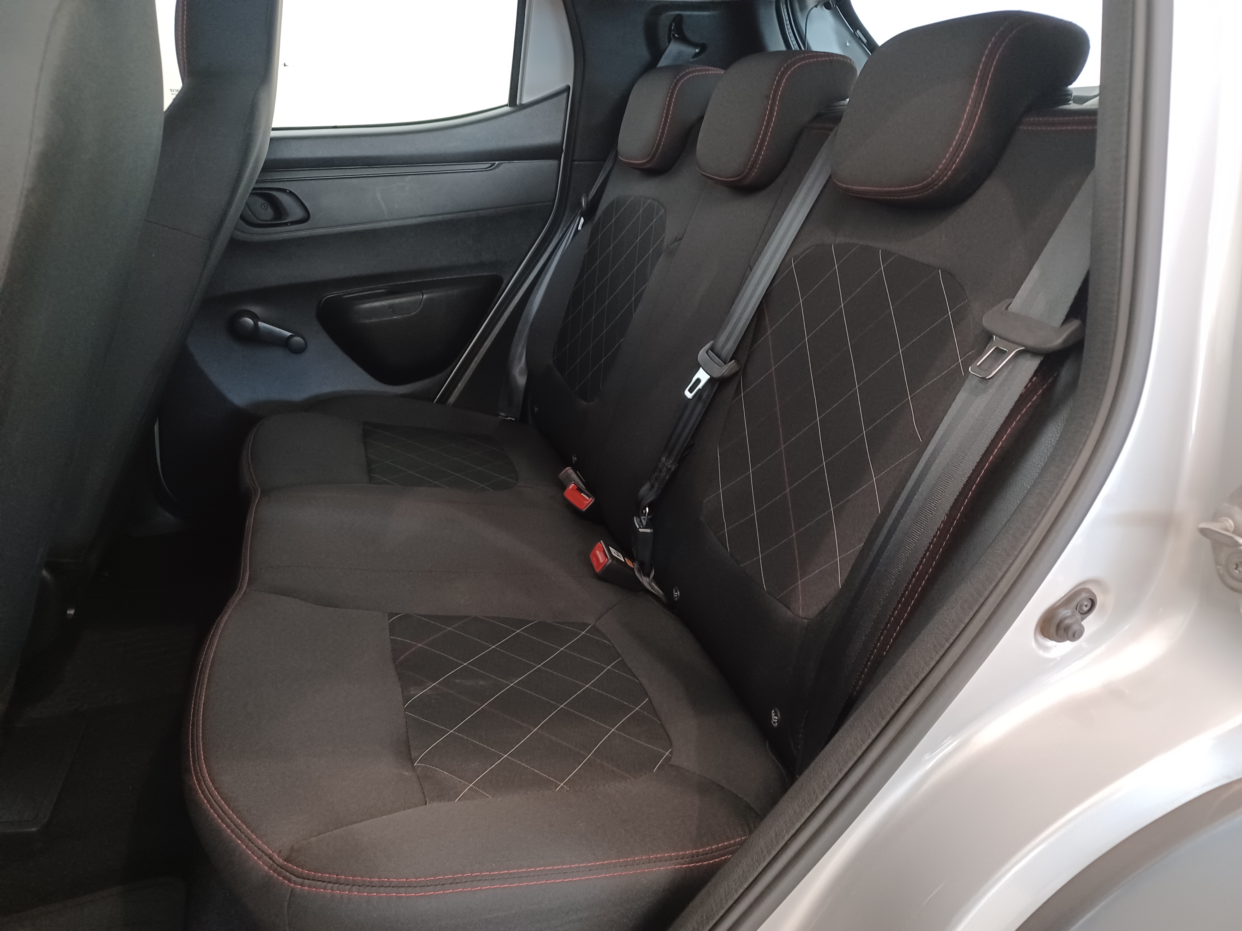 Renault-KWID-1.0 12V SCE FLEX ZEN MANUAL