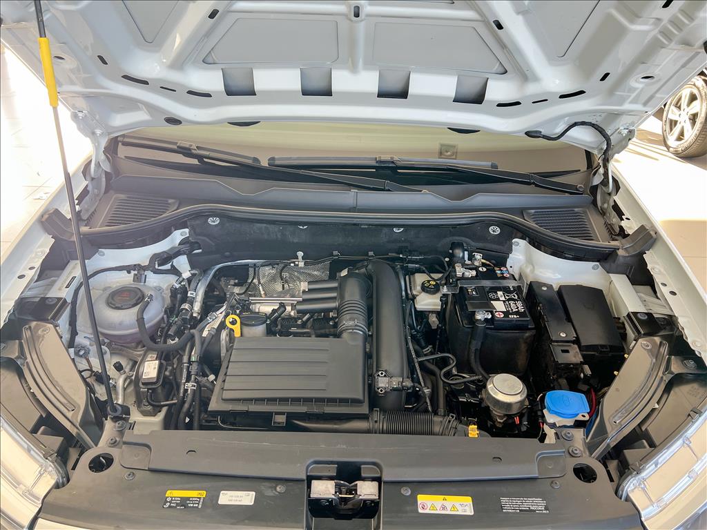 TAOS 1.4 250 TSI TOTAL FLEX COMFORTLINE AUTOMÁTICO20