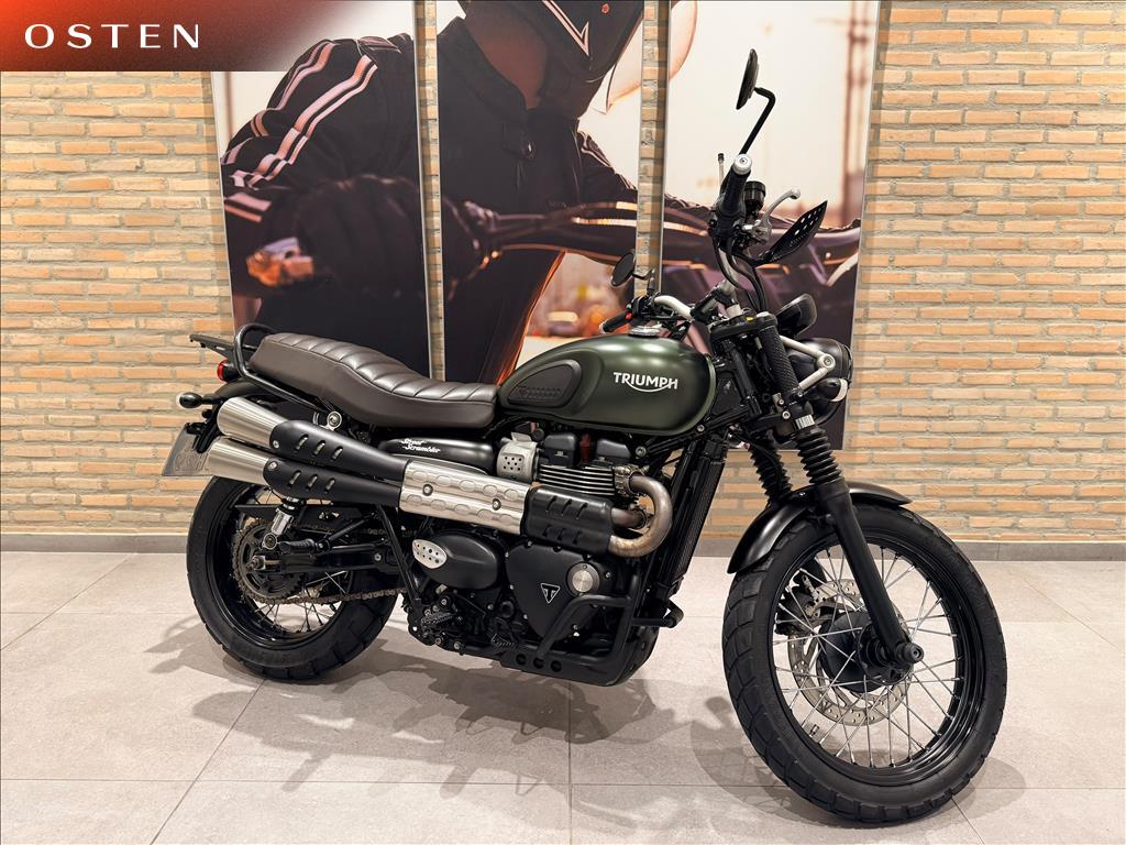 TRIUMPH-SCRAMBLER-STREET