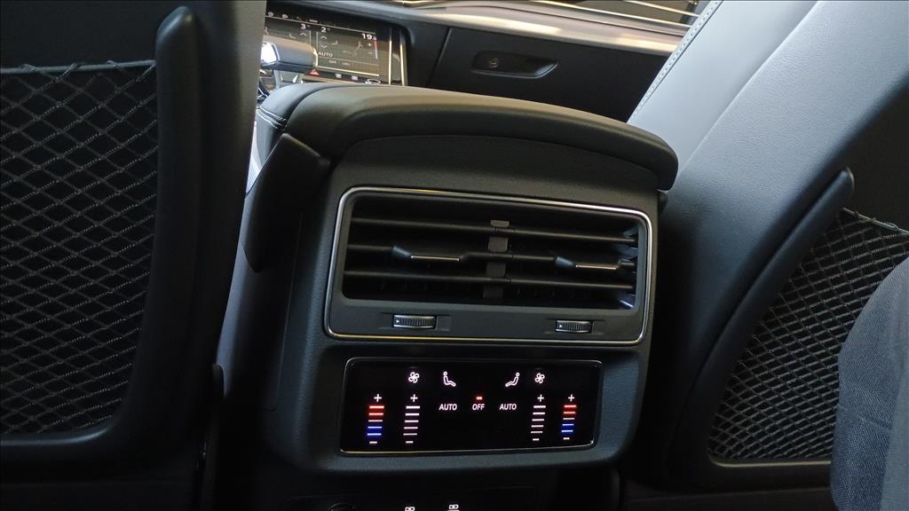 Q8 3.0 TFSI GASOLINA PERFORMANCE BLACK QUATTRO TIPTRONIC17