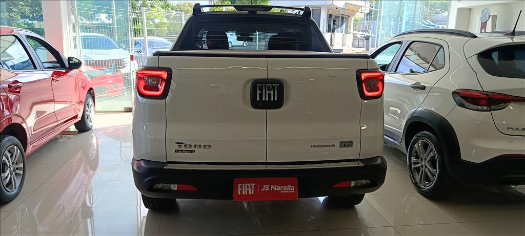 TORO 1.3 TURBO 270 FLEX FREEDOM AT62