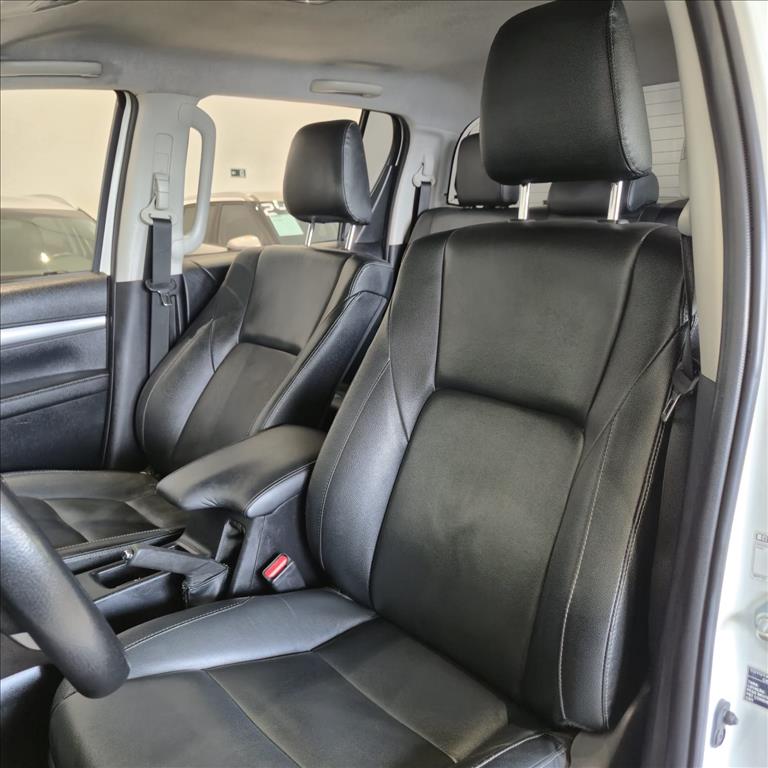 HILUX 2.8 D-4D TURBO DIESEL CD SRV 4X4 AUTOMÁTICO13