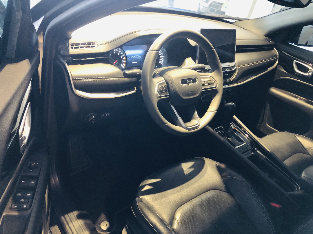 COMPASS 1.3 T270 TURBO FLEX LONGITUDE AT6