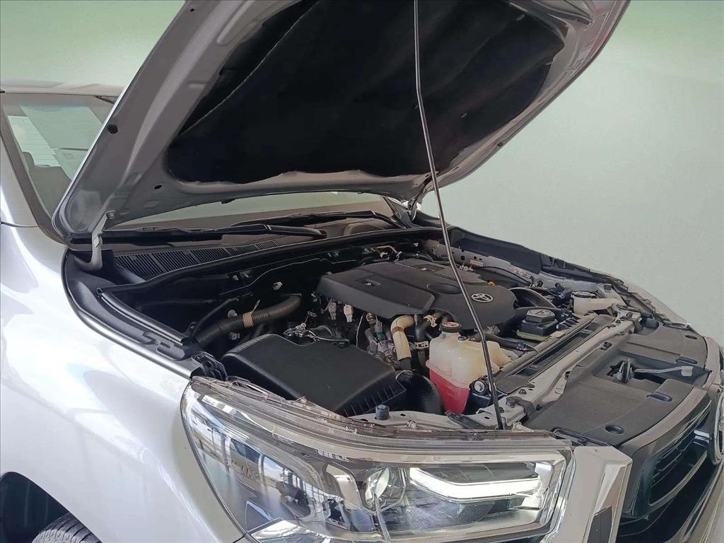 HILUX 2.8 D-4D TURBO DIESEL CD SRV 4X4 AUTOMÁTICO10