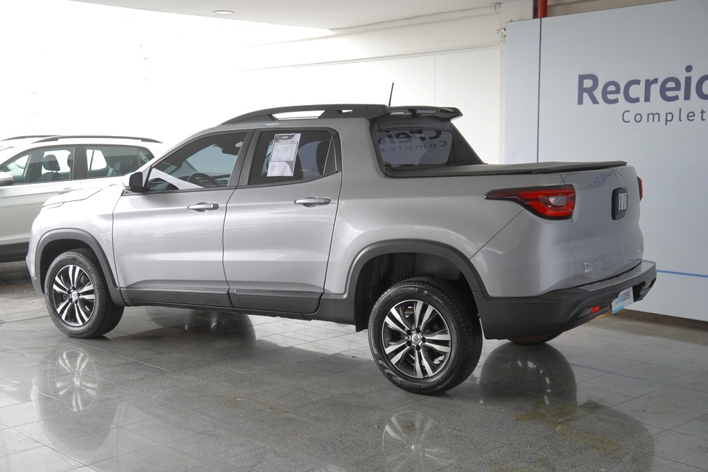 TORO 1.3 TURBO 270 FLEX FREEDOM AT65