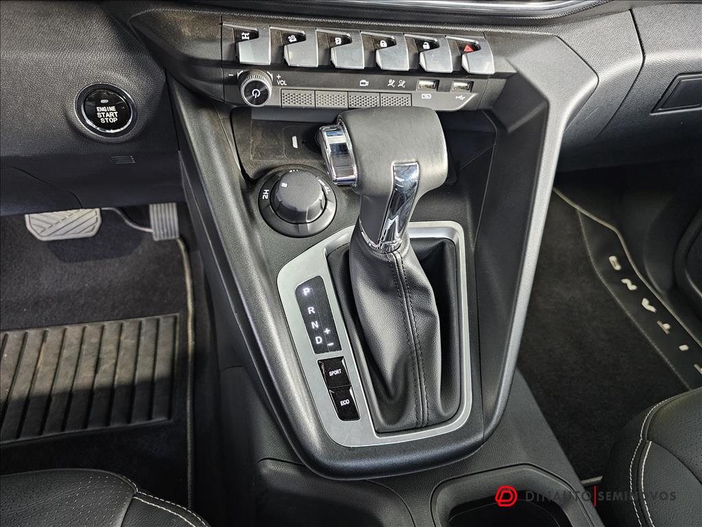 Fiat-TITANO-2.2 TURBO DIESEL RANCH 4X4 AT6