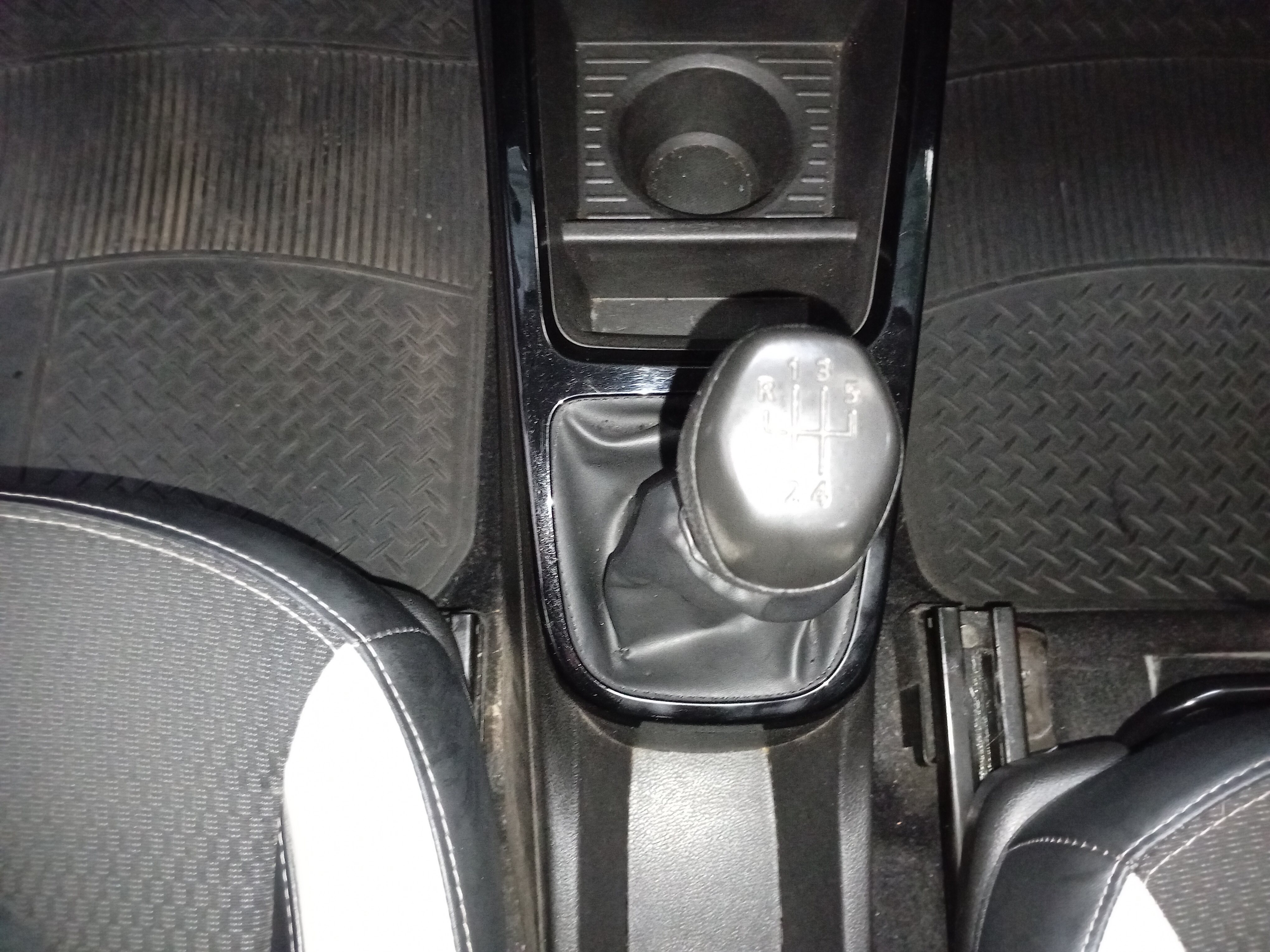 KWID 1.0 12V SCE FLEX INTENSE MANUAL13