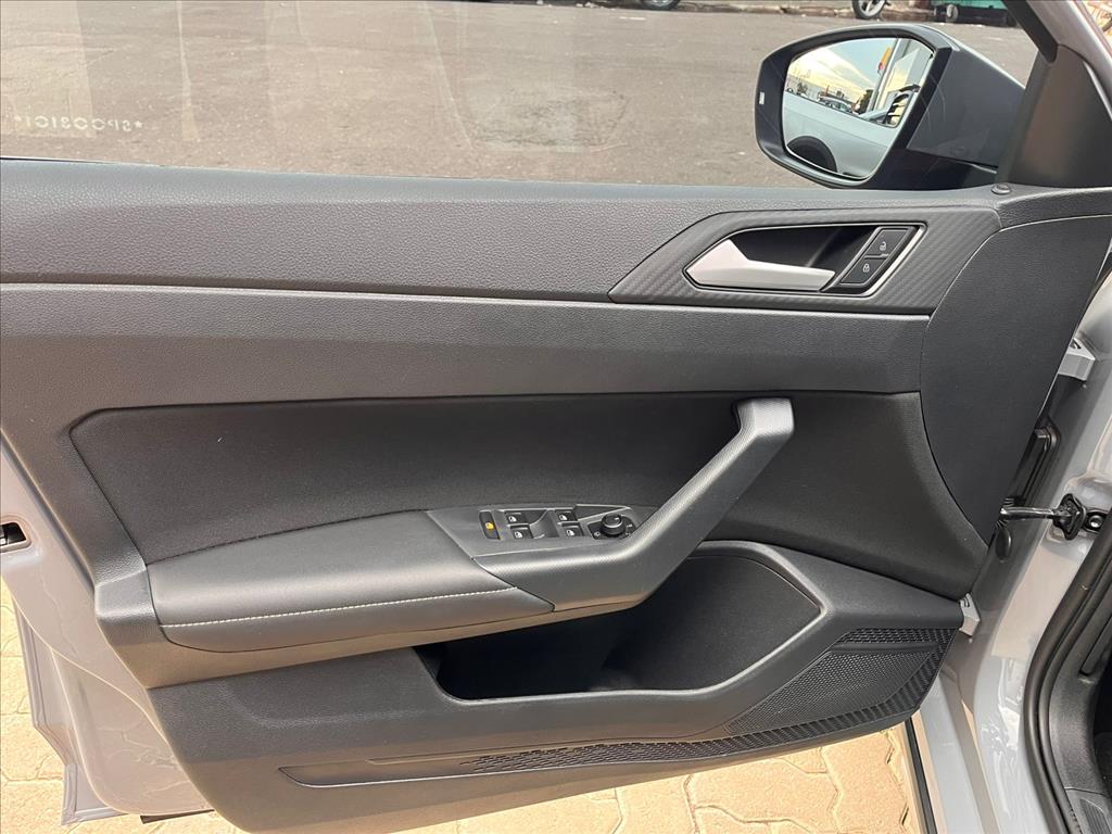 NIVUS 1.0 200 TSI TOTAL FLEX HIGHLINE AUTOMÁTICO10