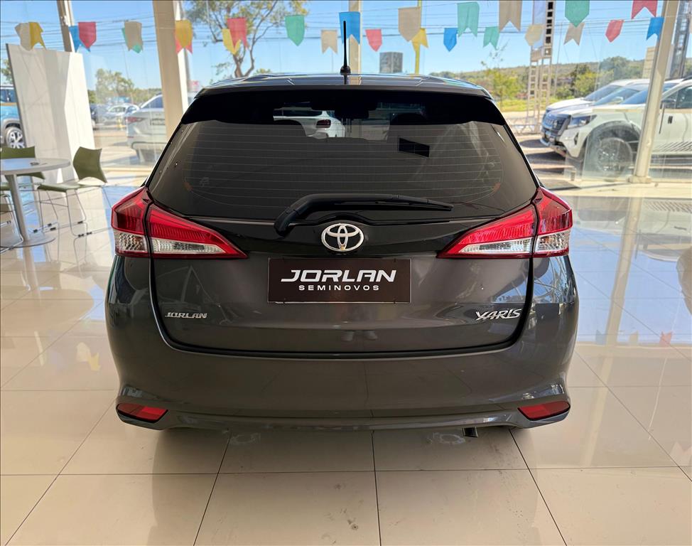 YARIS 1.5 16V FLEX XL MULTIDRIVE5