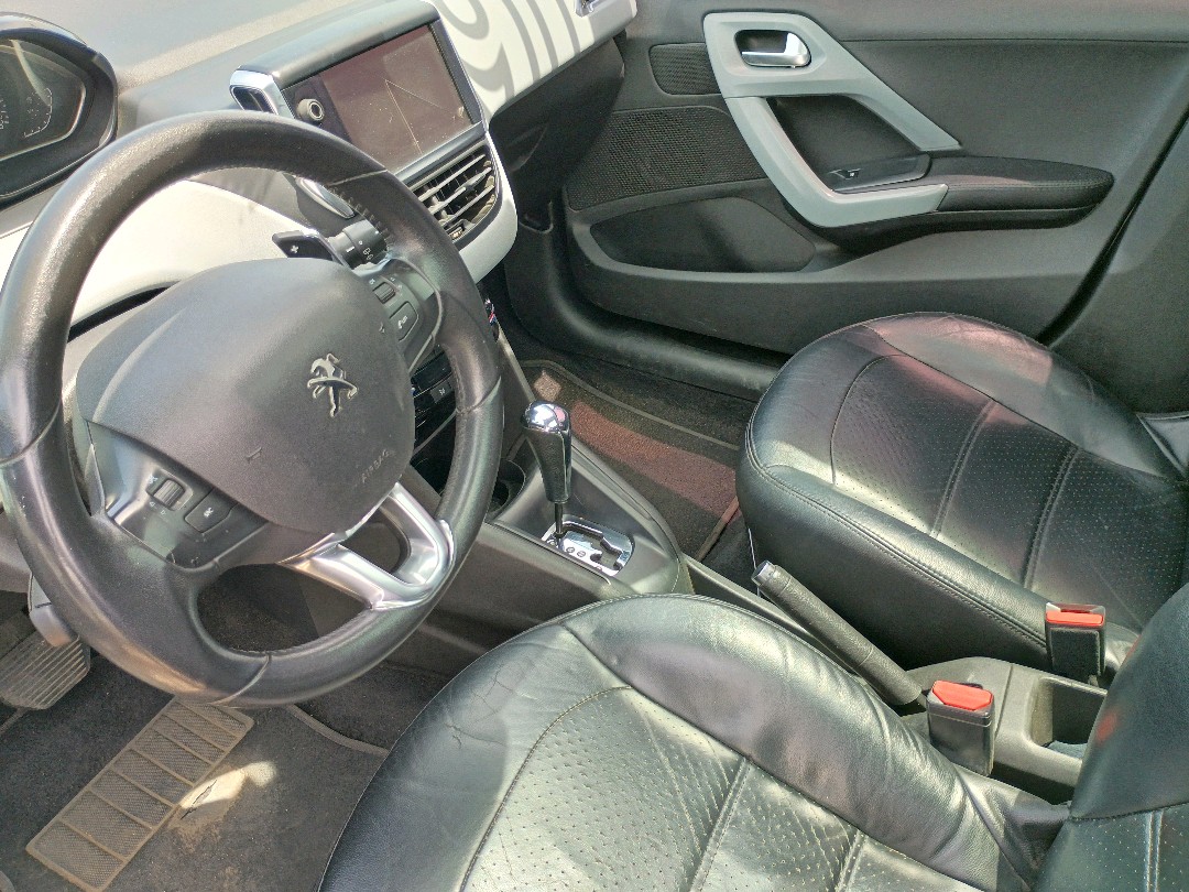 208 1.6 ALLURE 16V FLEX 4P AUTOMÁTICO5