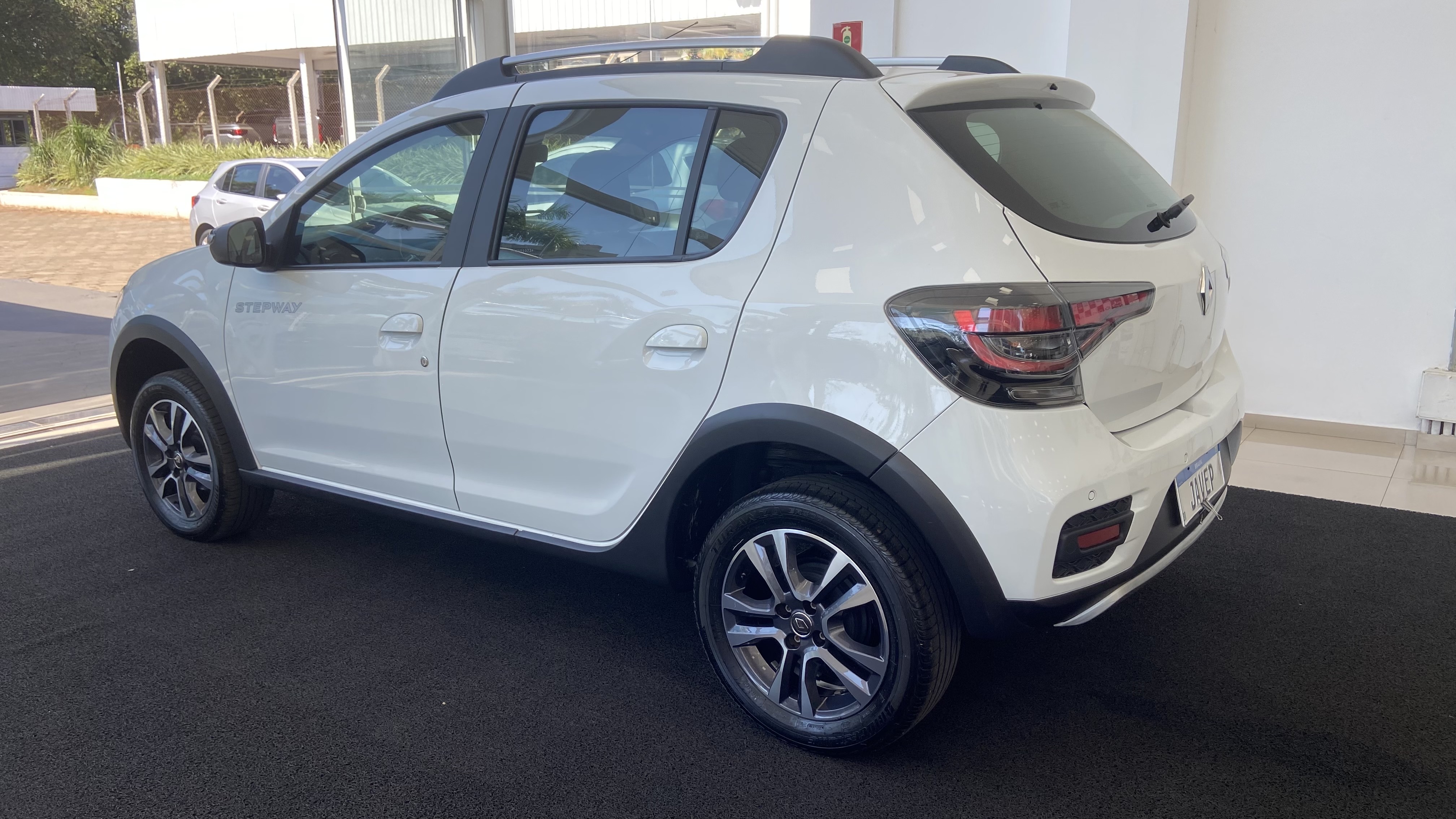 Renault Stepway 1.6 16V Sce Flex Iconic X Tronic - foto 6