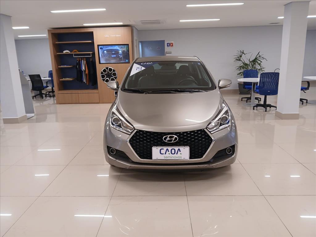 Hyundai-HB20S-1.6 PREMIUM 16V FLEX 4P AUTOMÁTICO