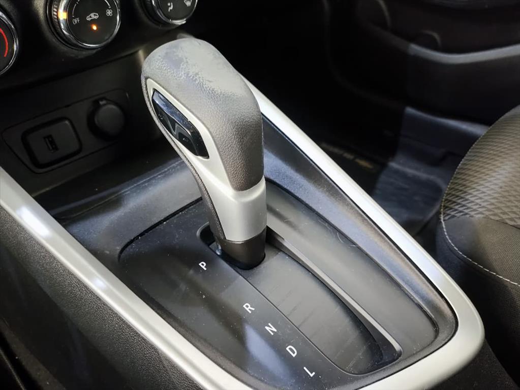 ONIX 1.0 TURBO FLEX RS AUTOMÁTICO10