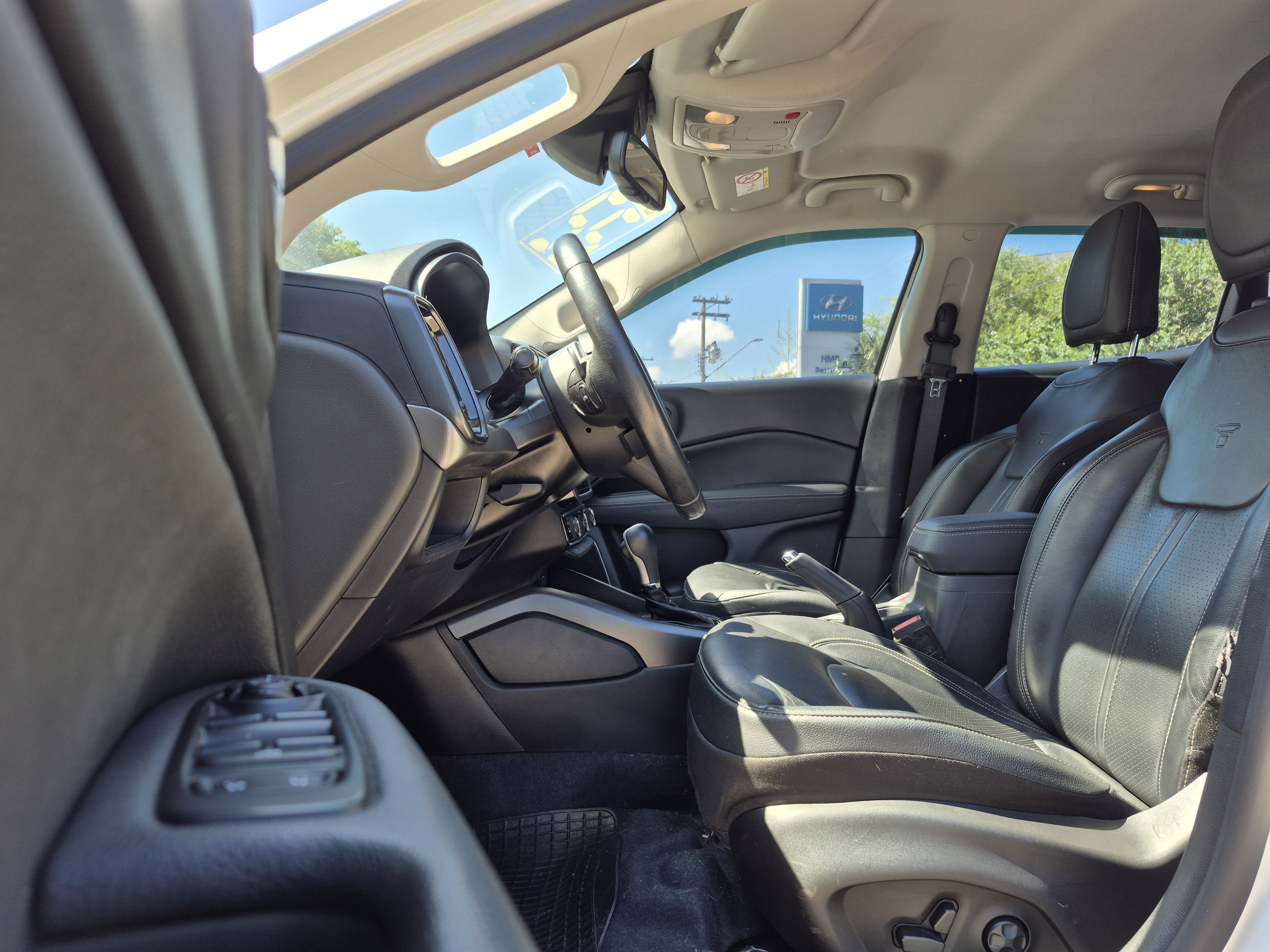 Foto ilustrativa do carro