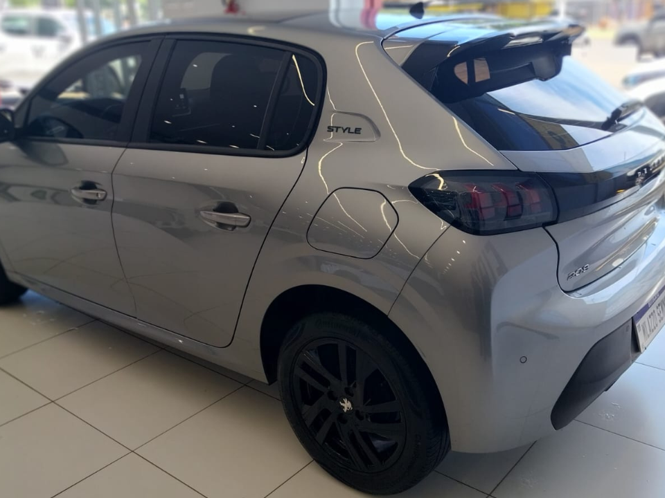 208 1.0 FIREFLY FLEX STYLE MANUAL6