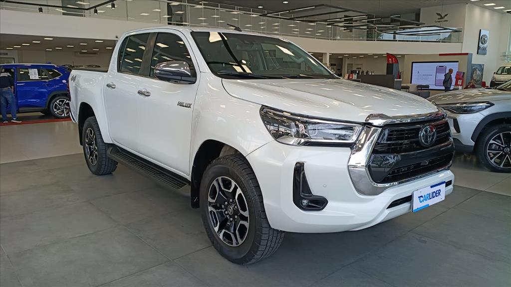 HILUX 2.8 D-4D TURBO DIESEL CD SRX 4X4 AUTOMÁTICO1