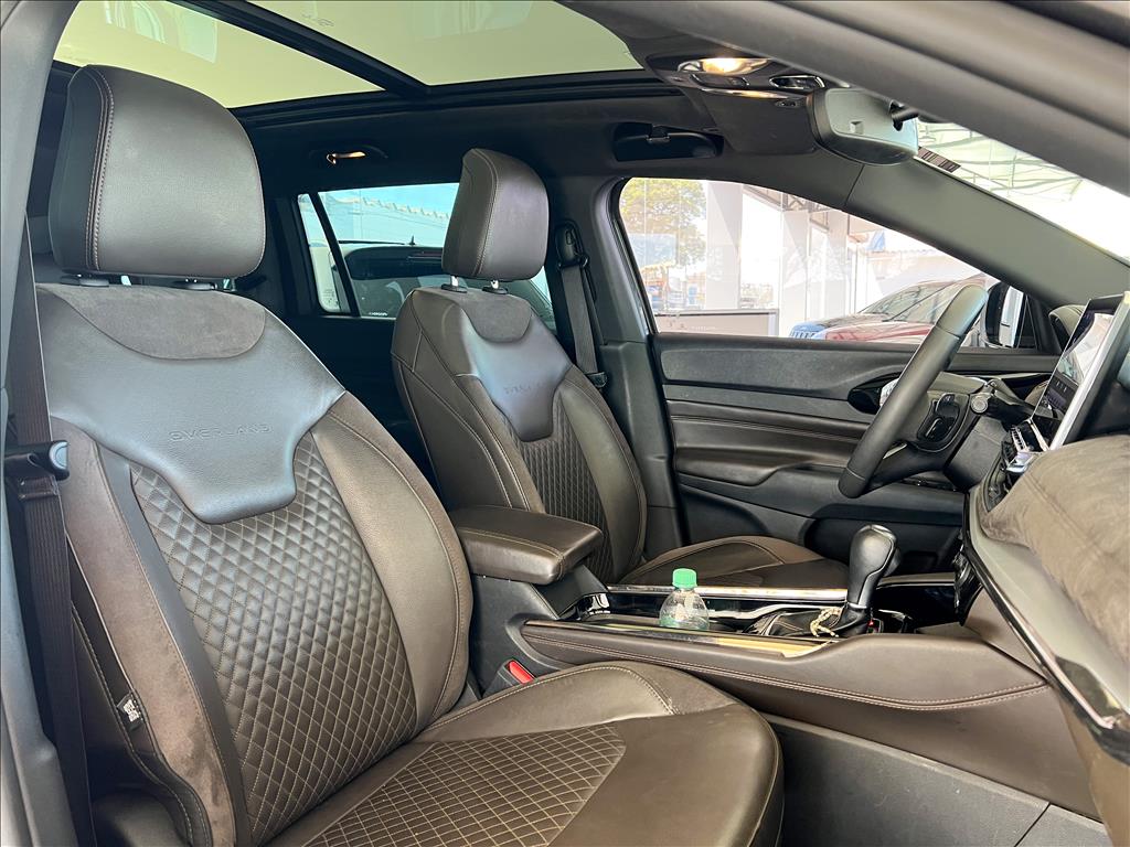 COMMANDER 1.3 T270 TURBO FLEX OVERLAND AT6
