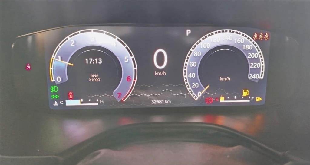 COMMANDER 1.3 T270 TURBO FLEX LONGITUDE AT67