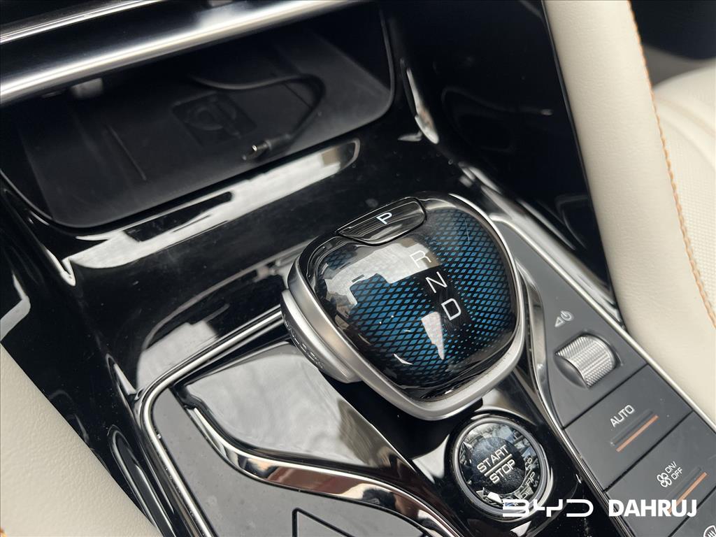 SONG PLUS 1.5 DM-I HÍBRIDO AUTOMÁTICO9