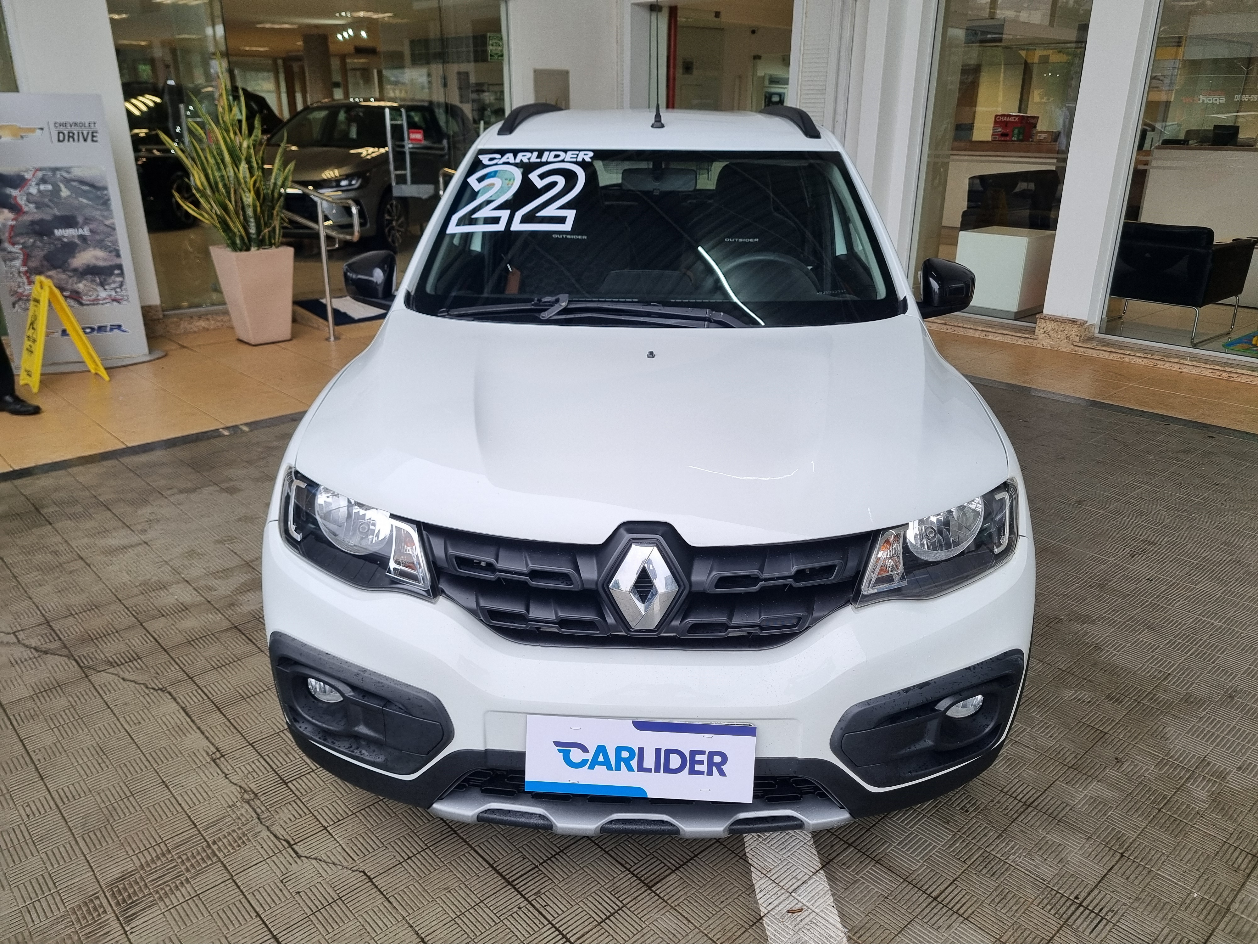 KWID 1.0 12V SCE FLEX OUTSIDER MANUAL5