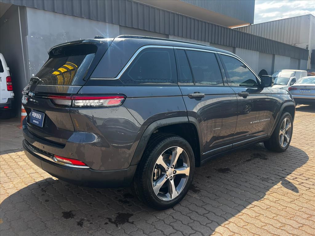 GRAND CHEROKEE 2.0 TURBO HÍBRIDO 4XE AT82