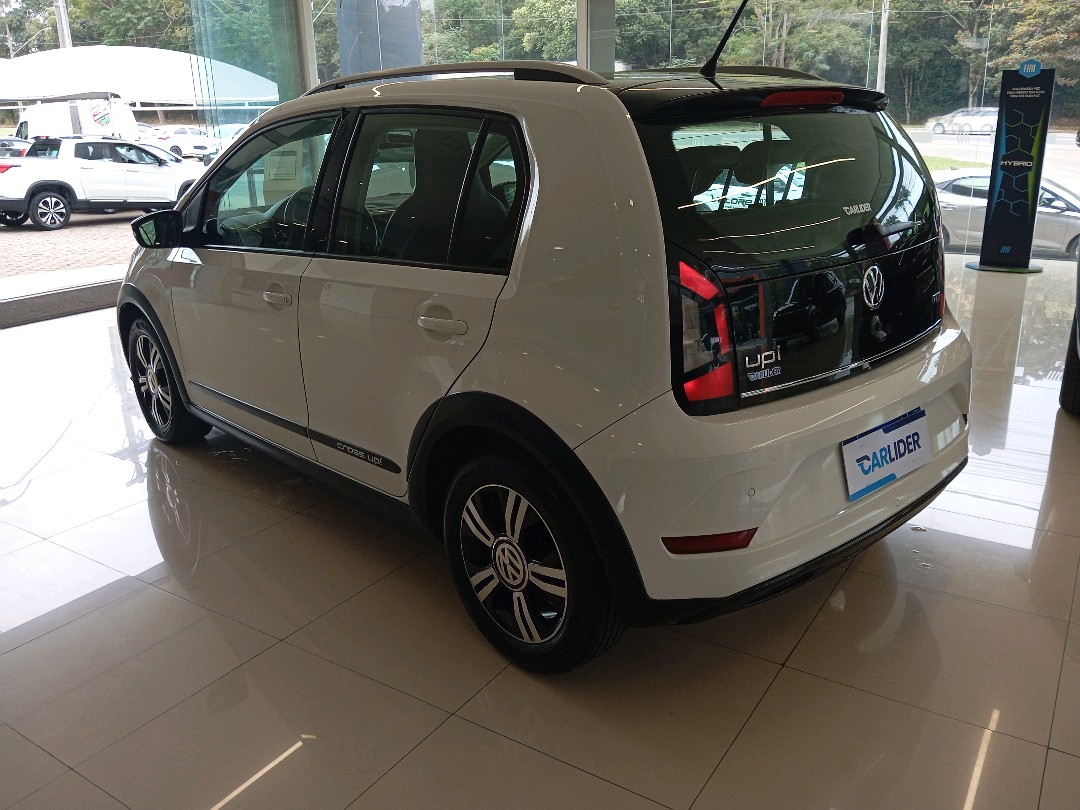 CROSS UP 1.0 TSI 12V FLEX 4P MANUAL5