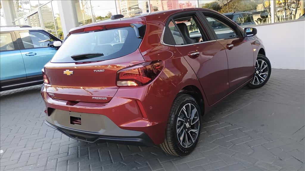 ONIX 1.0 TURBO FLEX PREMIER AUTOMÁTICO3