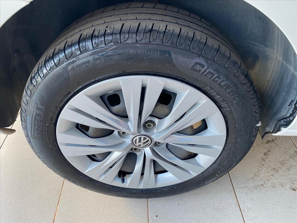 VOYAGE 1.0 12V MPI TOTALFLEX 4P MANUAL