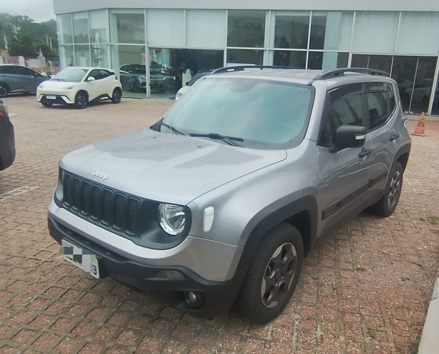 RENEGADE 1.8 16V FLEX 4P AUTOMÁTICO3