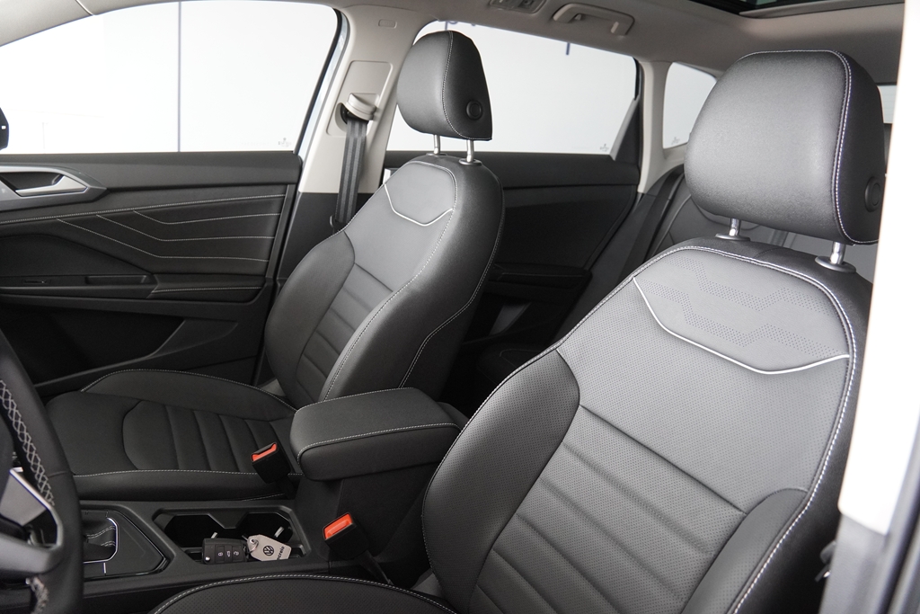 TAOS 1.4 250 TSI TOTAL FLEX HIGHLINE AUTOMÁTICO9