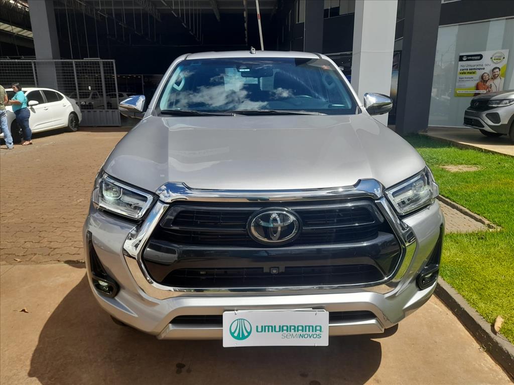 HILUX 2.8 D-4D TURBO DIESEL CD SRX 4X4 AUTOMÁTICO1