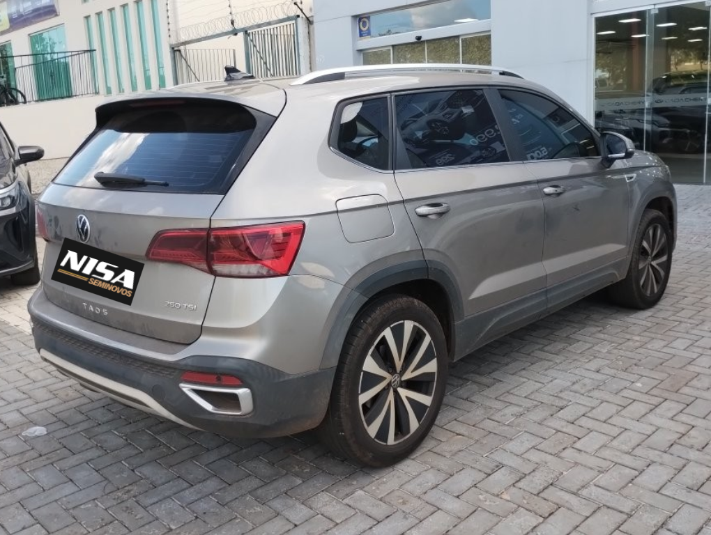 VW - Volkswagen-TAOS-1.4 250 TSI TOTAL FLEX HIGHLINE AUTOMÁTICO