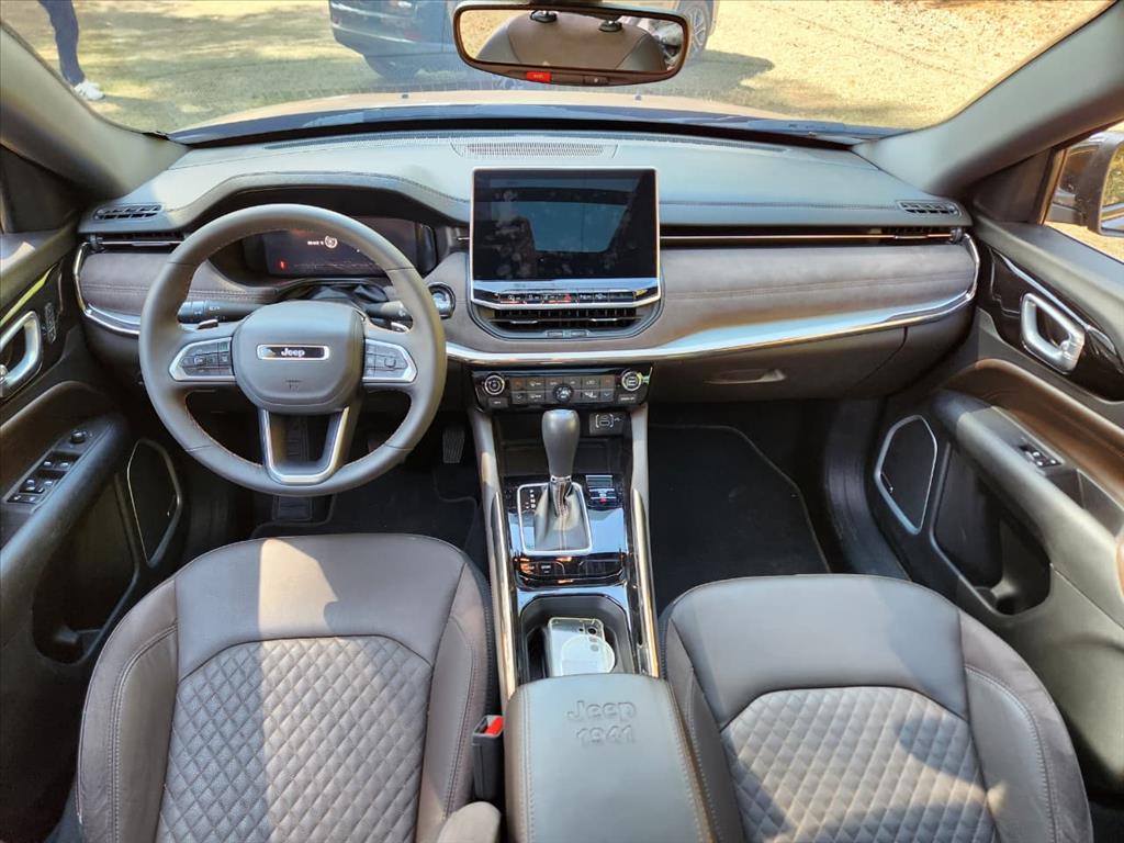 COMMANDER 1.3 T270 TURBO FLEX OVERLAND AT67