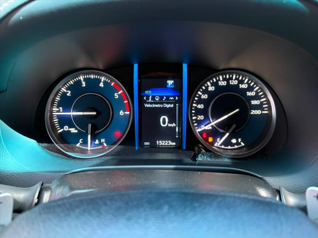 Toyota-HILUX SW4-2.8 D-4D TURBO DIESEL SRX PLATINUM 7L 4X4 AUTOMÁTICO