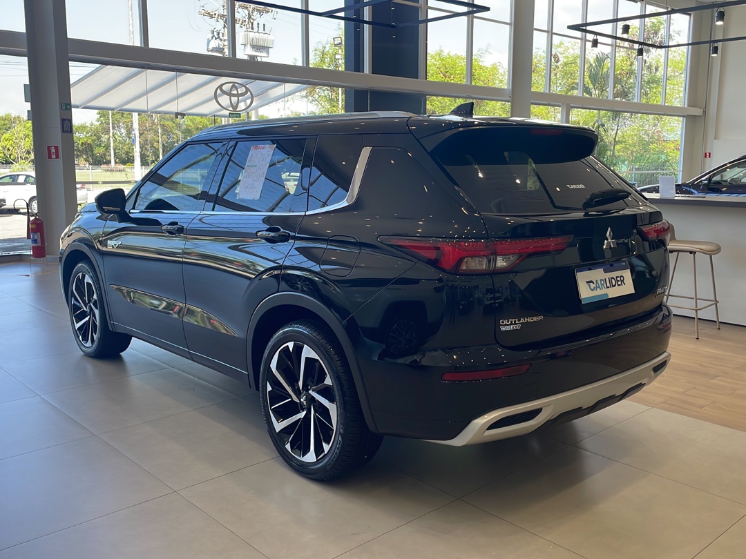 OUTLANDER 2.4 PHEV SIGNATURE S-AWC DHT2