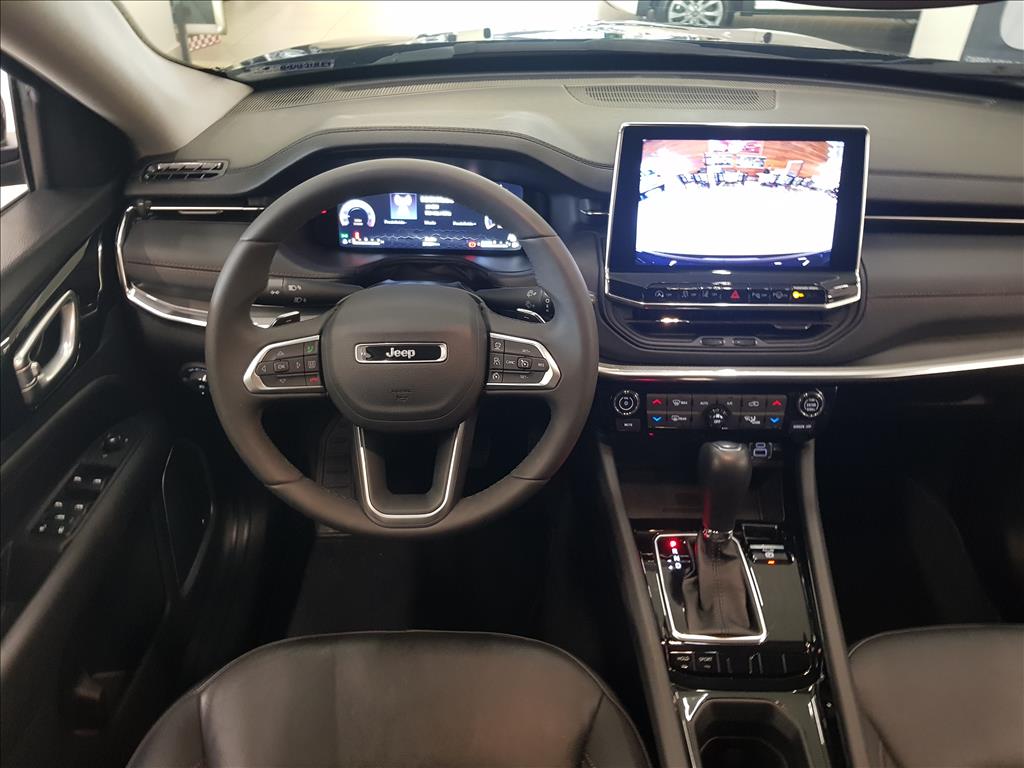 COMPASS 1.3 T270 TURBO FLEX LIMITED AT6